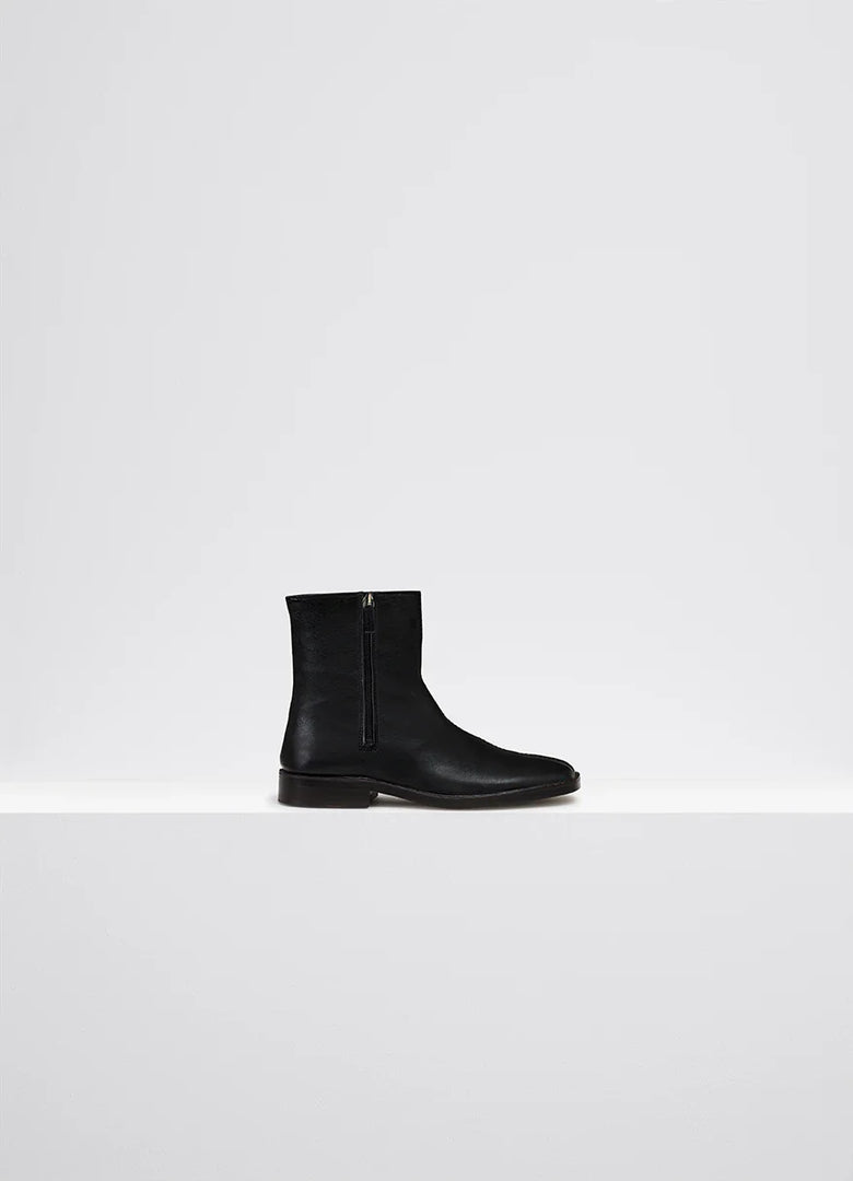 christophe lemaire BOTTES PIPED ZIPPÉES