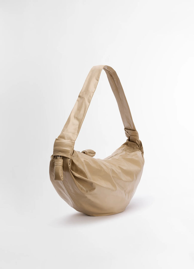 Christophe Lemaire SAC SOFT CROISSANT GRAND MODÈLE