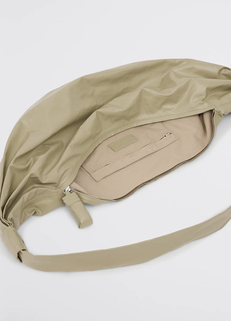 Christophe Lemaire SAC SOFT CROISSANT GRAND MODÈLE