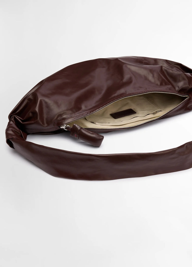 Christophe Lemaire SAC SOFT CROISSANT MOYEN MODÈLE