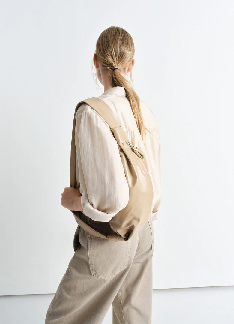 Christophe Lemaire SAC SOFT CROISSANT PETIT MODÈLE