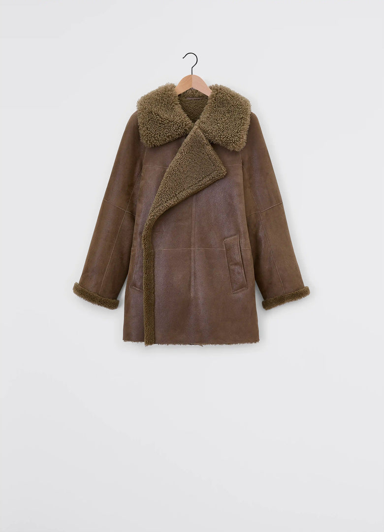 Christophe Lemaire MANTEAU ASYMÉTRIQUE EN SHEARLING