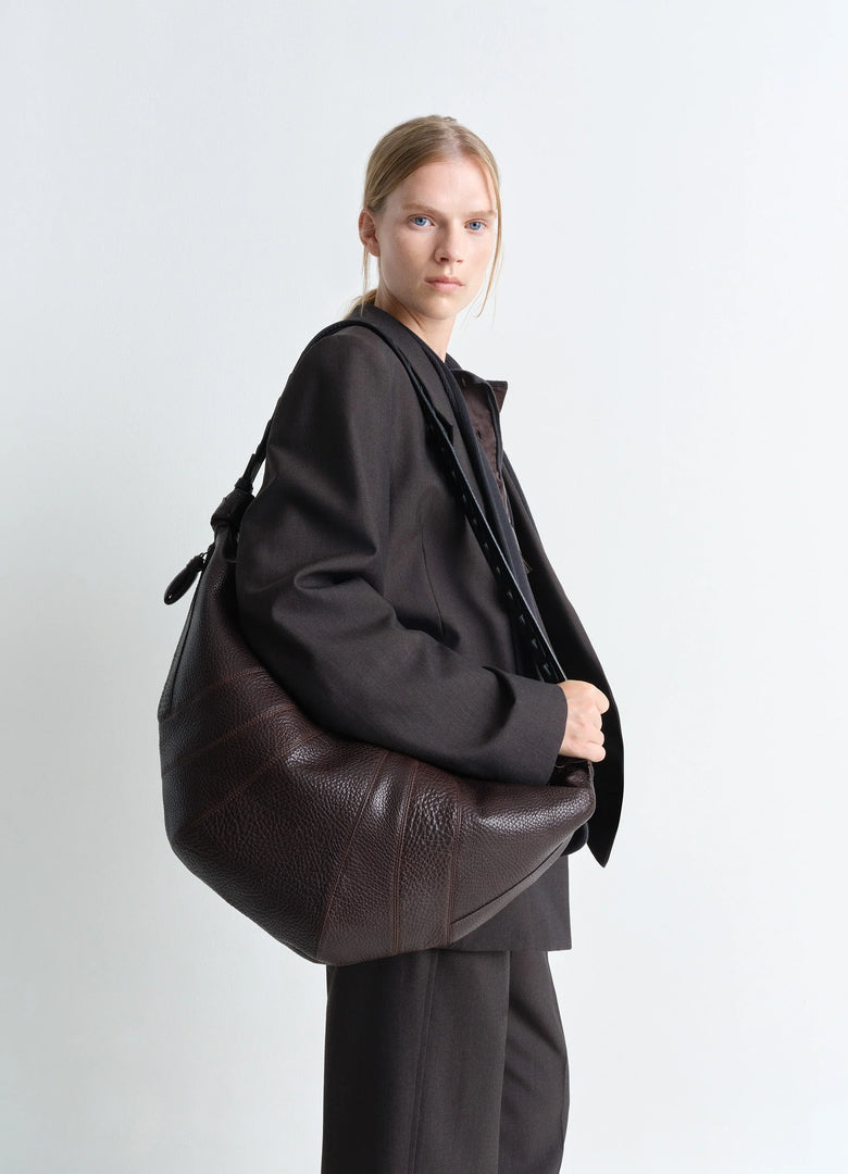 Christophe Lemaire SAC CROISSANT À ANSE CHEVRON LARGE