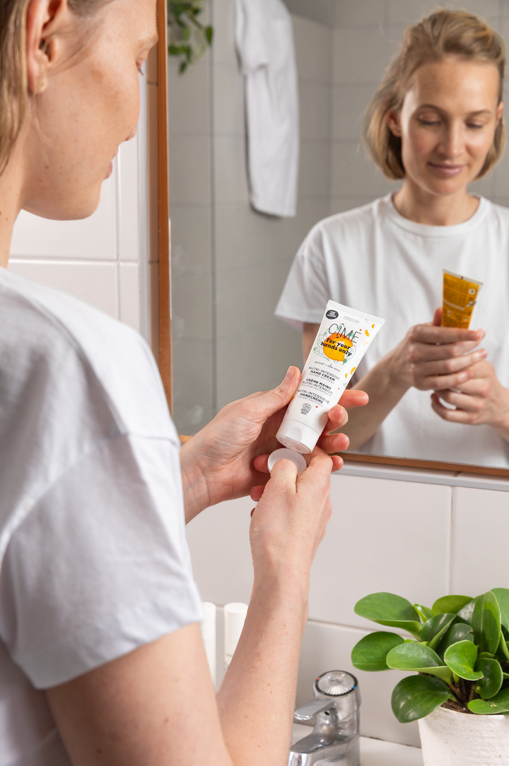 Cîme For Your Hands Only