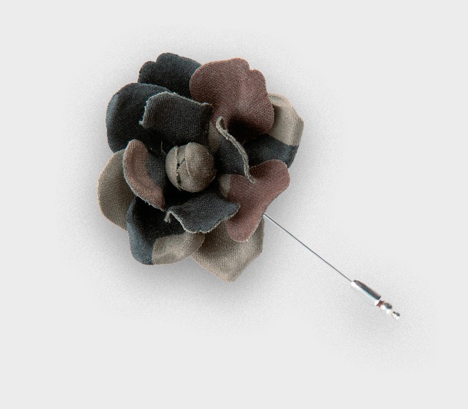 cinabre Boutonnière Gardenia Camouflage