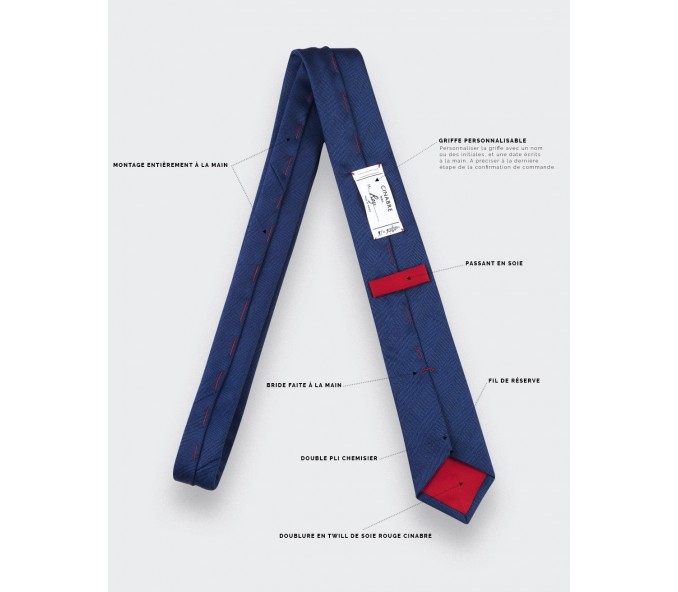 Cinabre Cravate Chevron Bleu