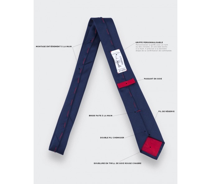 Cinabre Cravate Chevron Bleu Marine