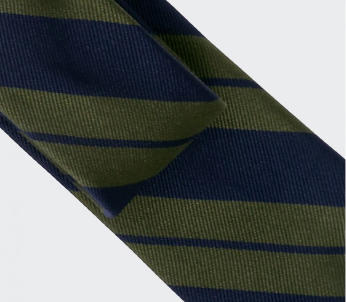 Cinabre Cravate Club Vert Et Marine