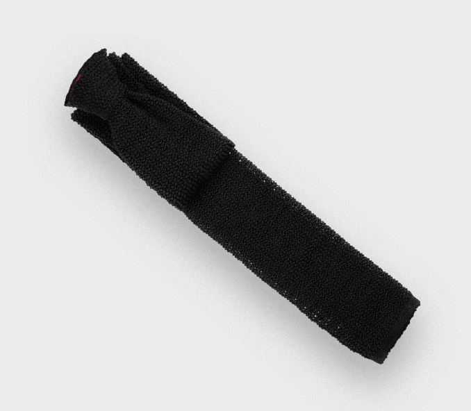 cinabre Cravate Tricot Noir