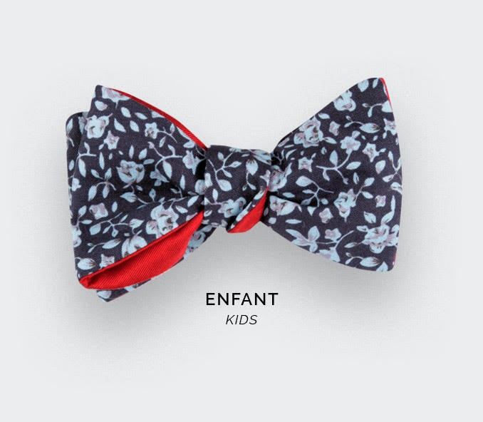 cinabre Noeud Papillon Enfant Fleuri Bleu Ciel