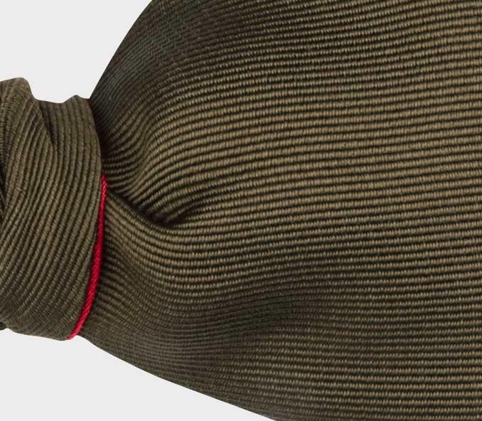 Cinabre Noeud Papillon Faille Olive Foncé