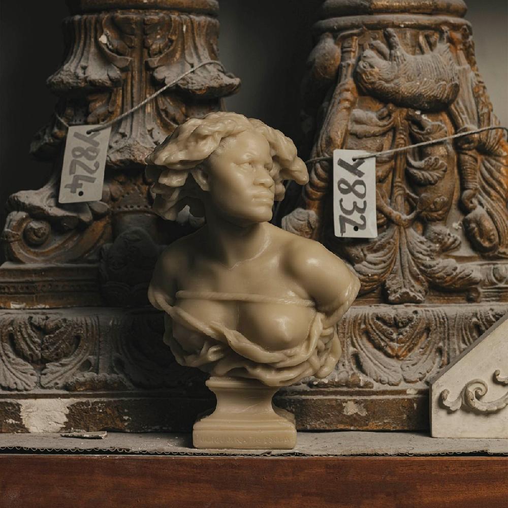 Cire Trudon Pourquoi Naître Esclave ?