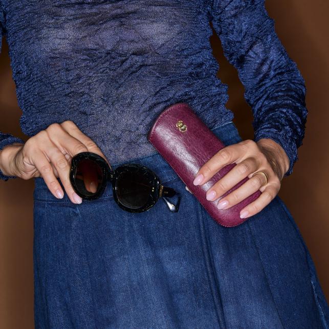 Claris Virot Etui à Lunettes Emile Cuir Noir