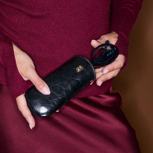 Claris Virot Etui à Lunettes Emile Cuir Noir