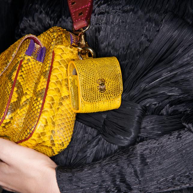 Claris Virot Etui Airpod Jamie Lézard Jaune