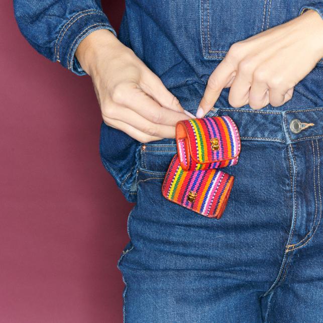 Claris Virot Etui Airpod Jamie Tissu Poncho