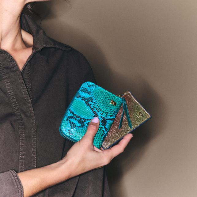 Claris Virot Porte Carte Cuir Helena Moon