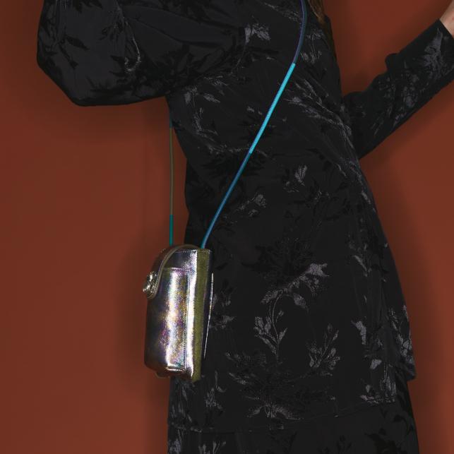 Claris Virot Etui à Telephone Cuir Double Marcus Essence Métallisé