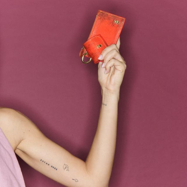 Claris Virot Etui Airpod Jamie Lézard Orange Goyave