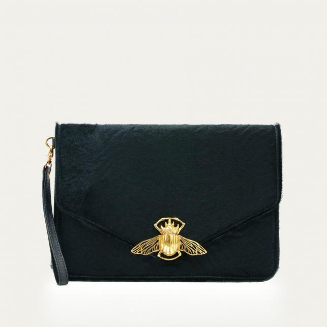 claris virot Pochette Cuir Alicia Noir façon Astrakan