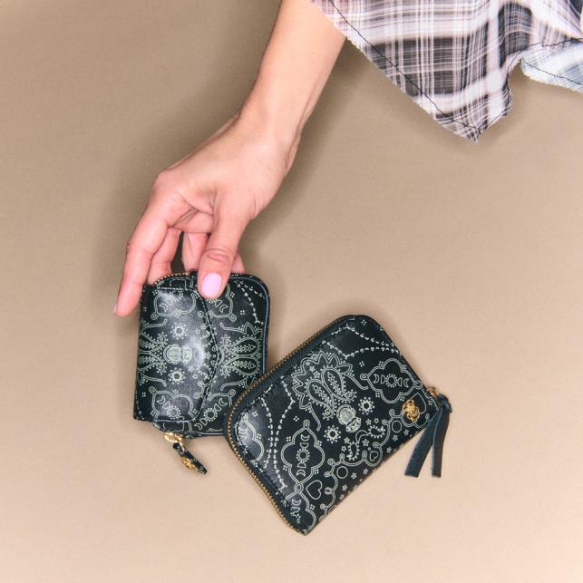 Claris Virot Porte-Monnaie Cuir Karl Nappa Noir Imprimé Bandana