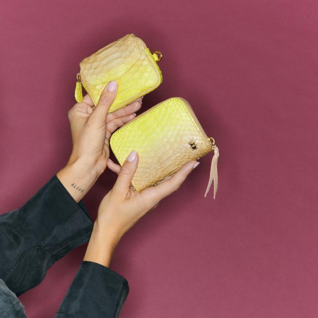 Claris Virot Portefeuille Python Mini Bob Jaune Mais