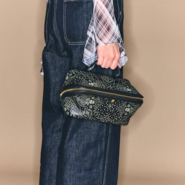 Claris Virot Trousse Cuir Charlotte Nappa Noir Imprimé Bandana