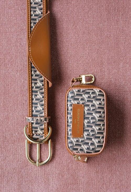 Claudie Collier Chien Monogramme CP Pour Femme