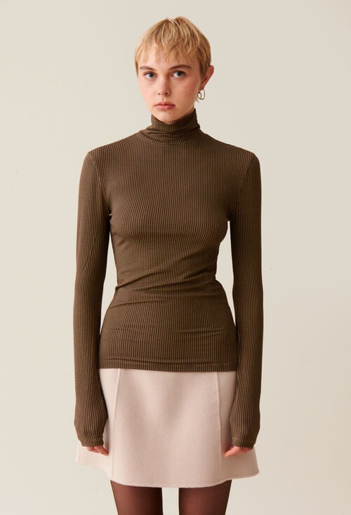 Claudie Top Col Cheminée Ajusté Pour Femme