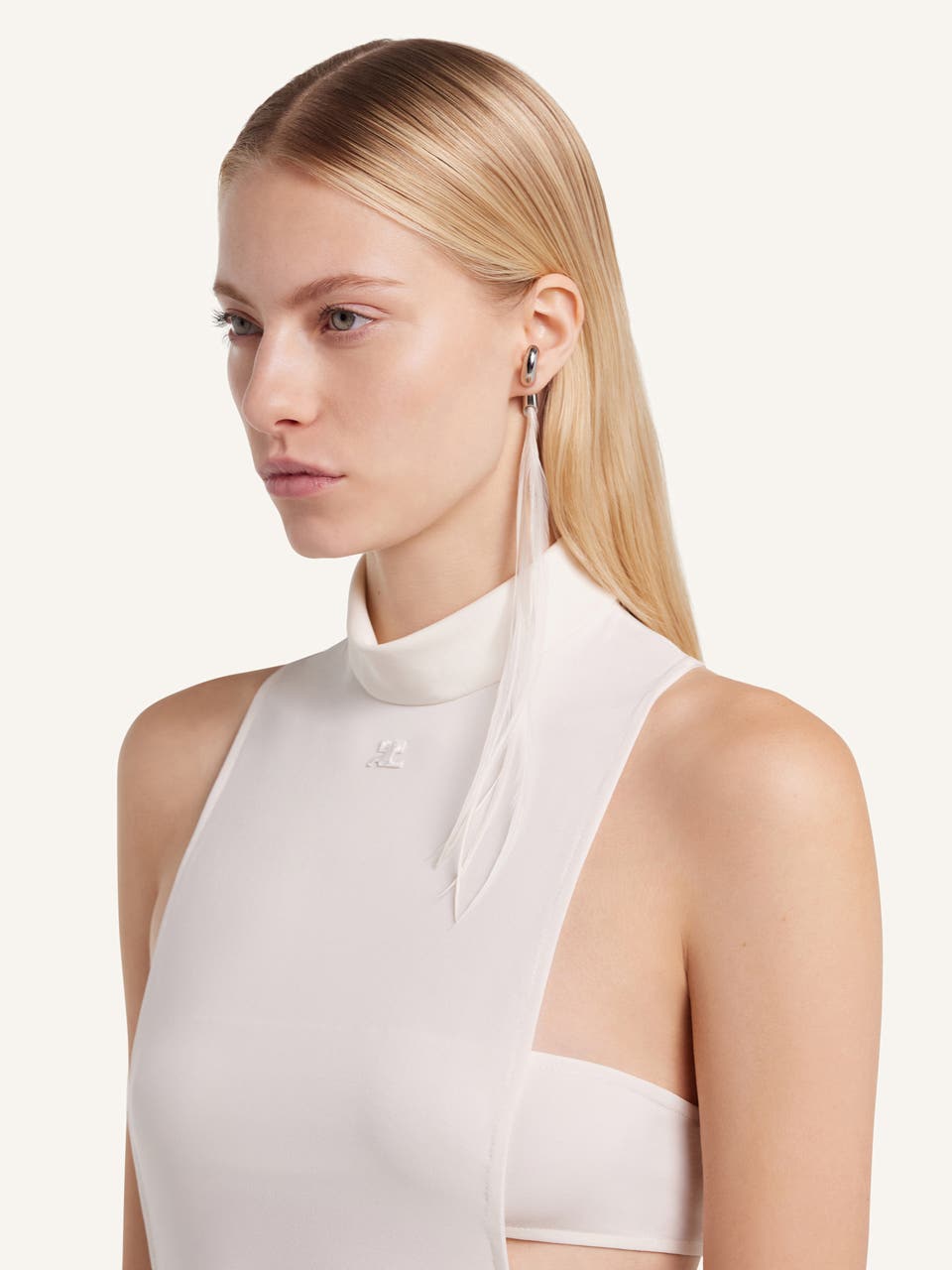 Courrèges BOUCLE D'OREILLE PLUME