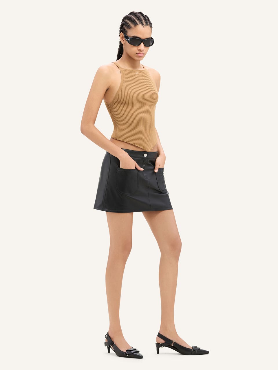 Courrèges MINI JUPE VINTAGE 2 POCHES EN CUIR