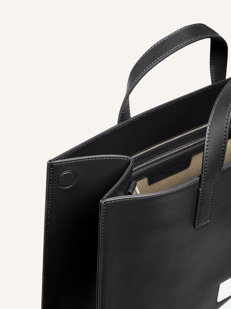 Courrèges TOTE BAG RÉÉDITION EN CUIR LISSE