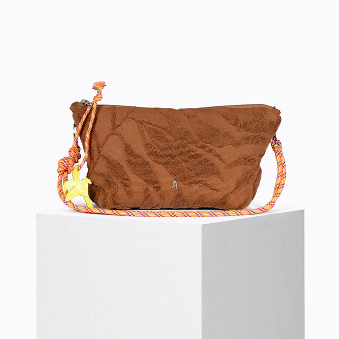 craie Pochette Maxi Sable éponge Feuilles Fauve