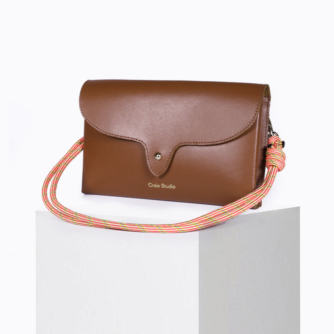 Craie Pochette Week Tan