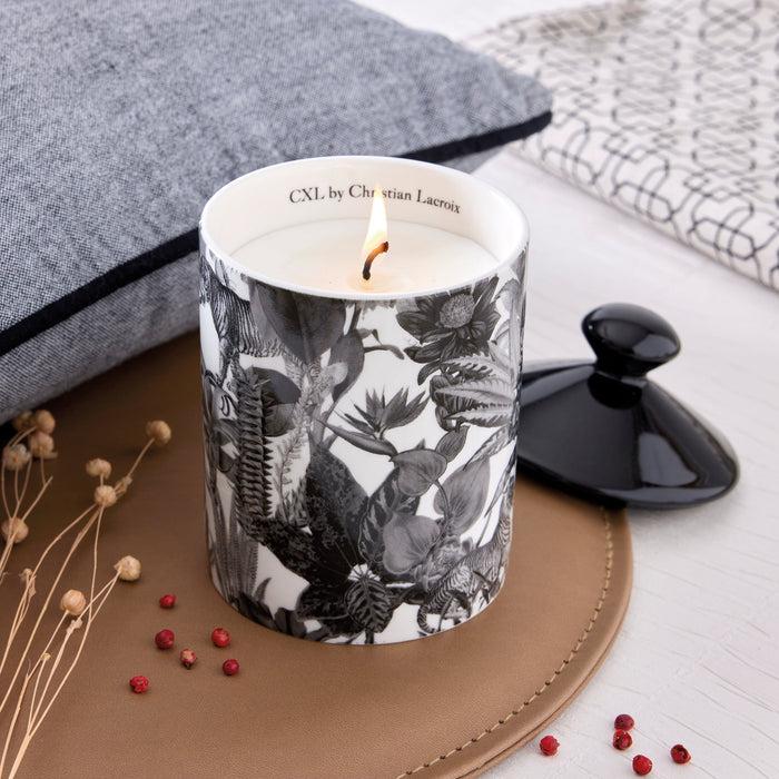 Cxl By Christian Lacroix Bougie Parfumée En Pot De Porcelaine - Zanzibar Noir - Poivre Rose - Durée De Combustion 65h - 315 G