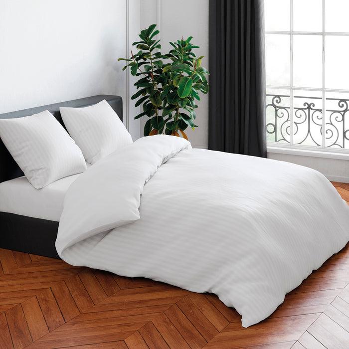 cxl by christian lacroix Housse de couette + taie(s) d'oreiller satin de coton - Rayure tissé blanc