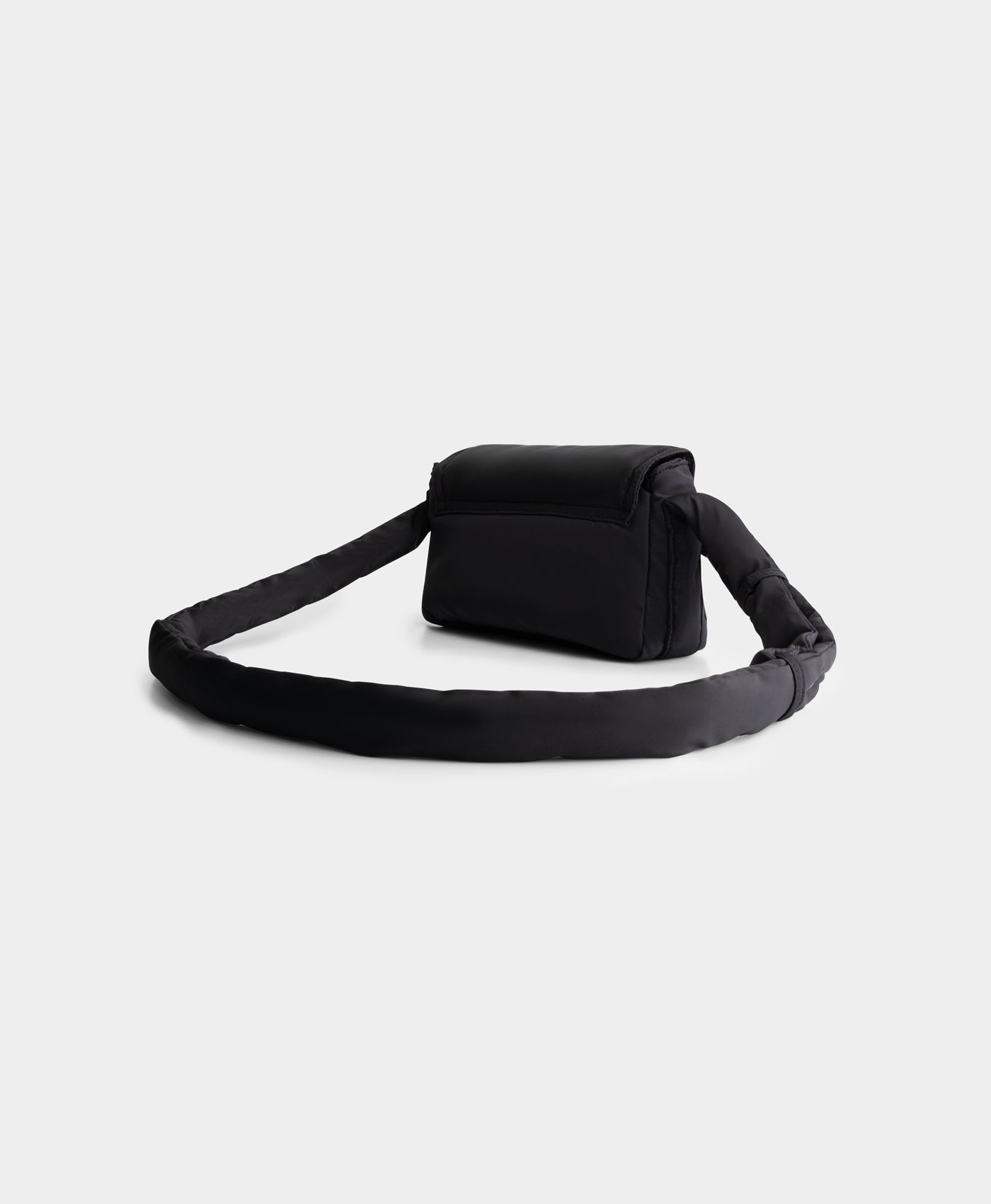 Daily Paper Black Rana Bag