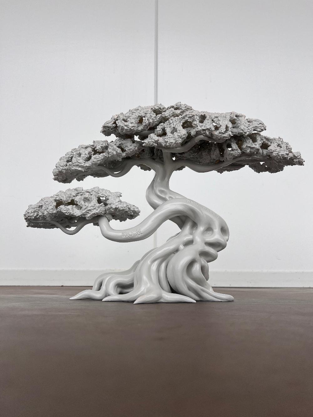 Daily Paper Daily Paper X I-DO Grey White Acacia Tree Collectible