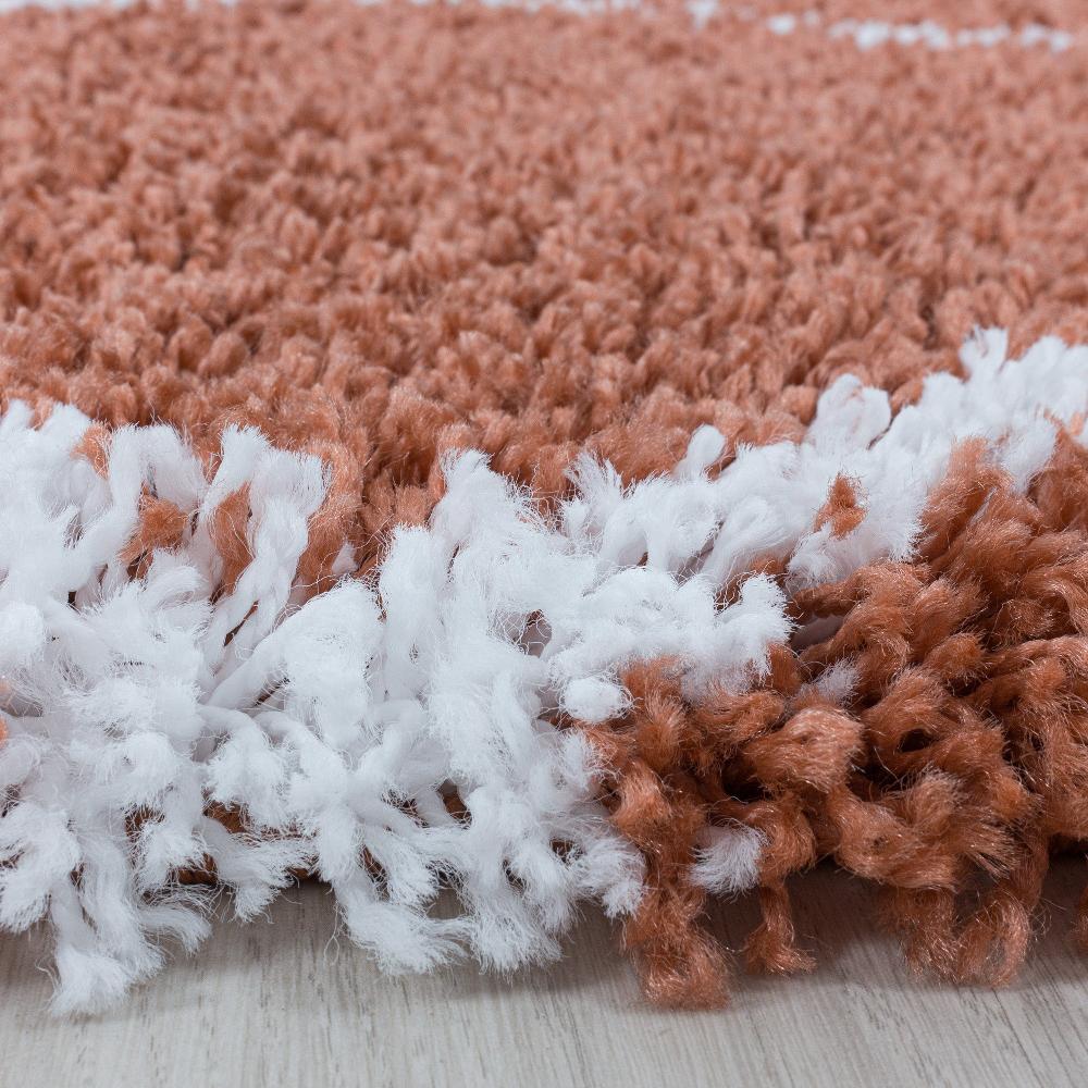 Deco Tapis Tapis à Poils Longs Terra Et Motifs Losanges Ivoire