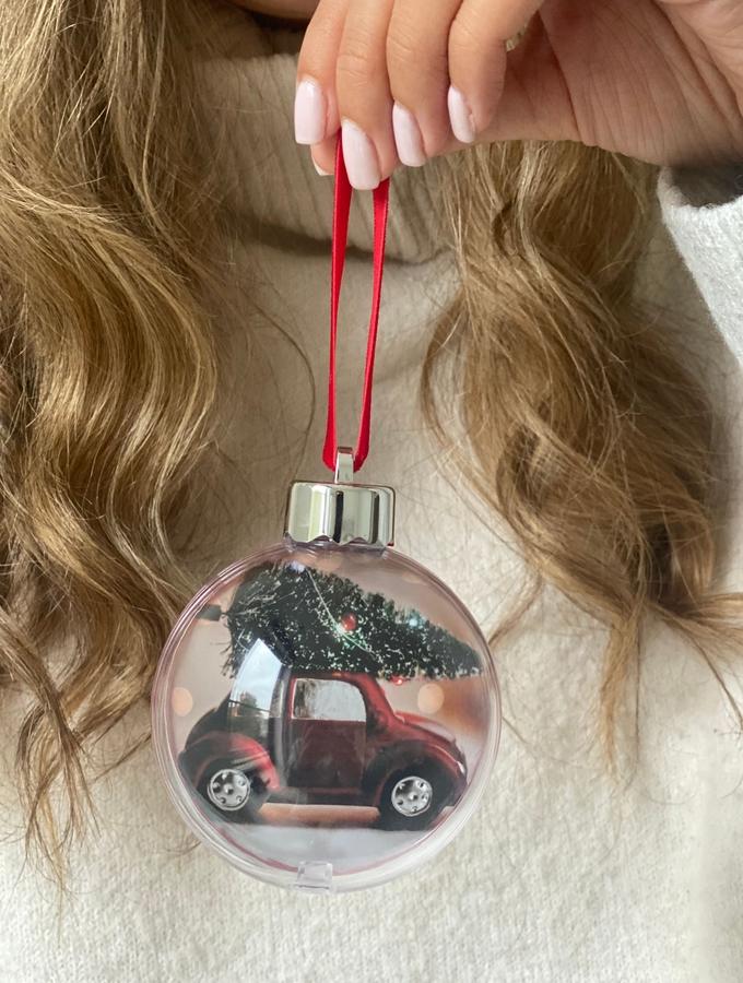 Deknudt Frames Boule De Noël En Rouge Pour Mettre Une Photo S66FJ4