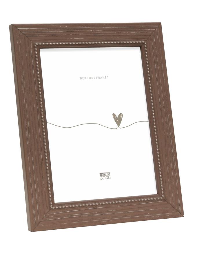 deknudt frames Cadre bois en bruin avec filet de perles S46KF3