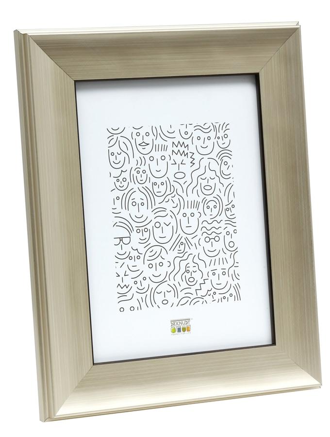 deknudt frames Cadre en couleur argenté maty combiné avec du noir S45ND2