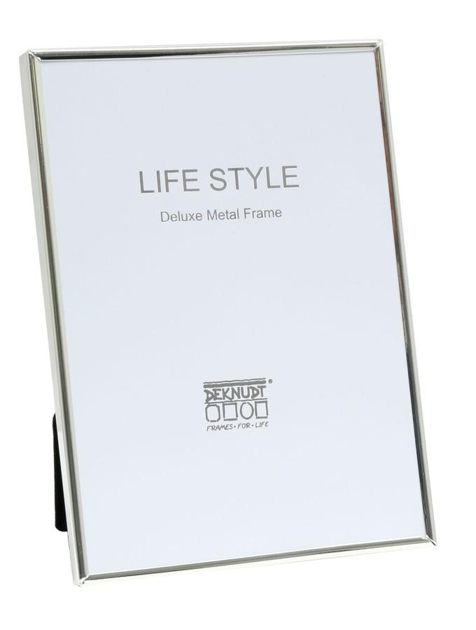 deknudt frames Cadre fin en métal en couleur argenté brillant S58MS1 deknudt frames Cadre fin en métal en couleur argenté brillant S58MS1