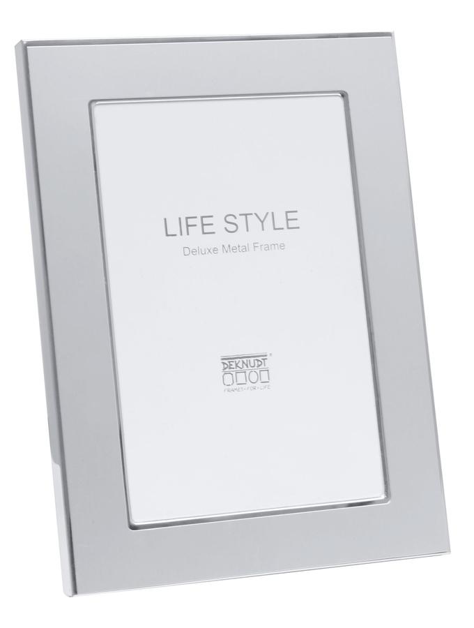 deknudt frames Cadre métal en argenté mat avec filet brillant S57ME1