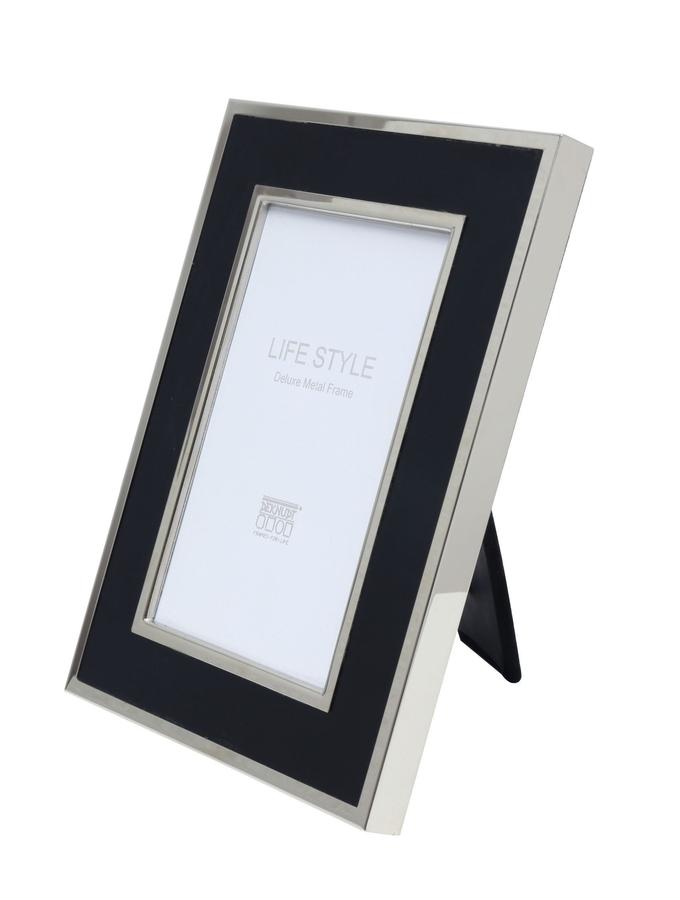 Deknudt Frames Cadre Métal En Noir Avec Filet Brillant En Couleur Argenté S57MN2