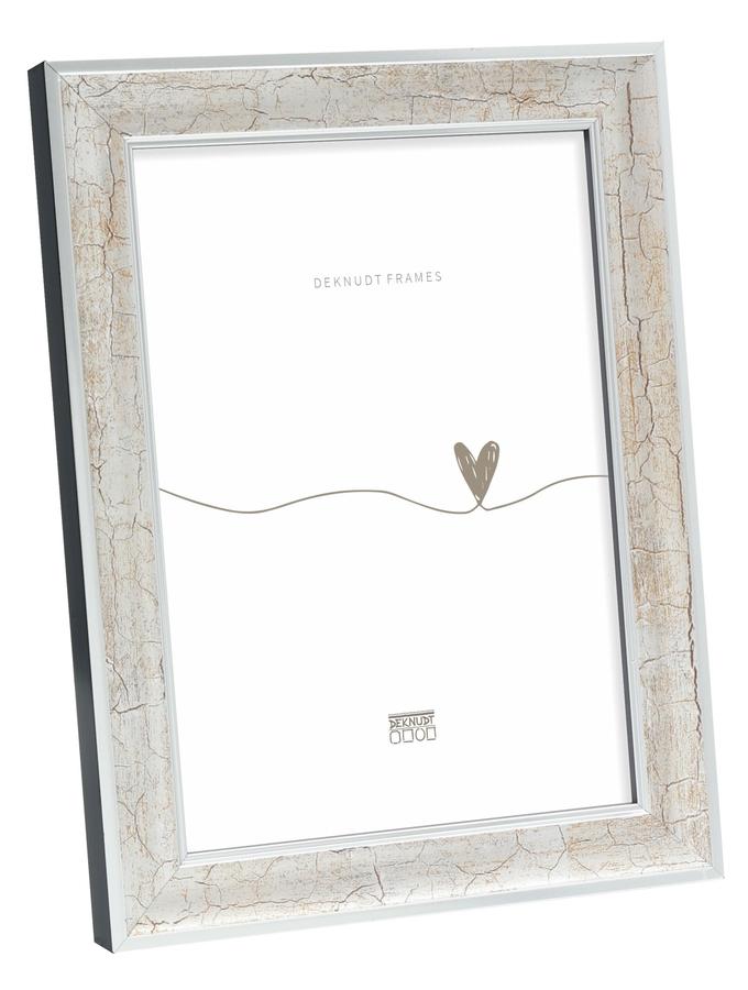 deknudt frames Cadre photo bois en couleur argenté avec une finition craquelée en brun foncé S40JE9