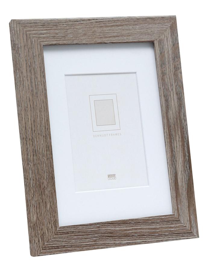 deknudt frames Cadre photo en couleur chêne grisé avec passe-partout blanc S66KH3 P1