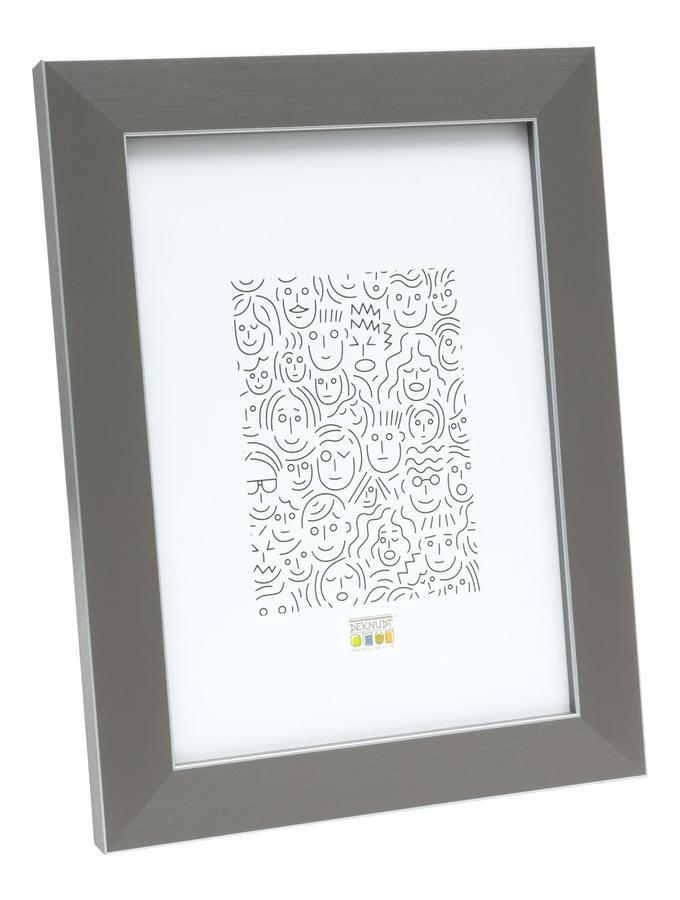 deknudt frames Cadre photo en gris avec bord en argenté S41VK7