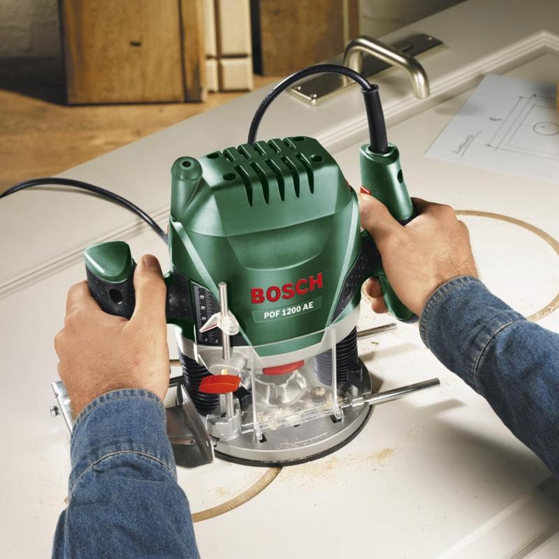 Dema BOSCH Défonceuse POF1200AE