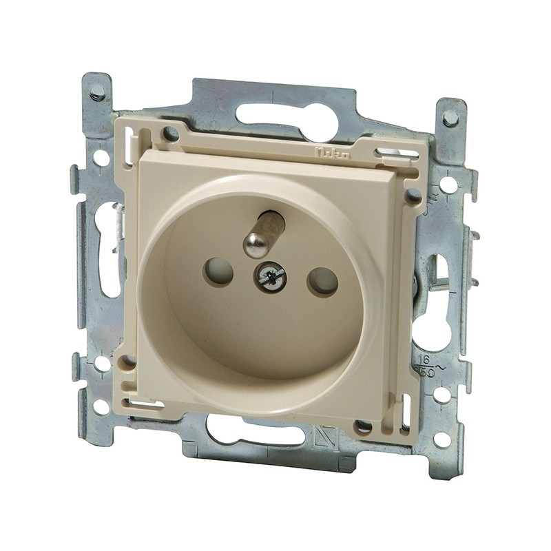 dema Prise encastrée avec terre 21mm NIKO crème